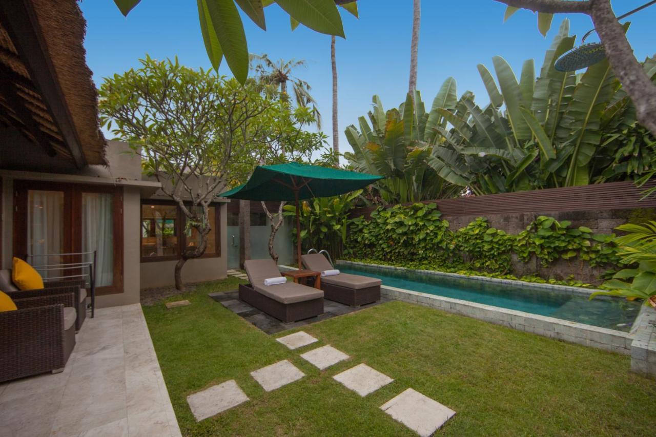 Legian Beach Villas Exterior photo