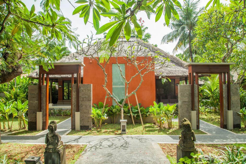 Legian Beach Villas Exterior photo